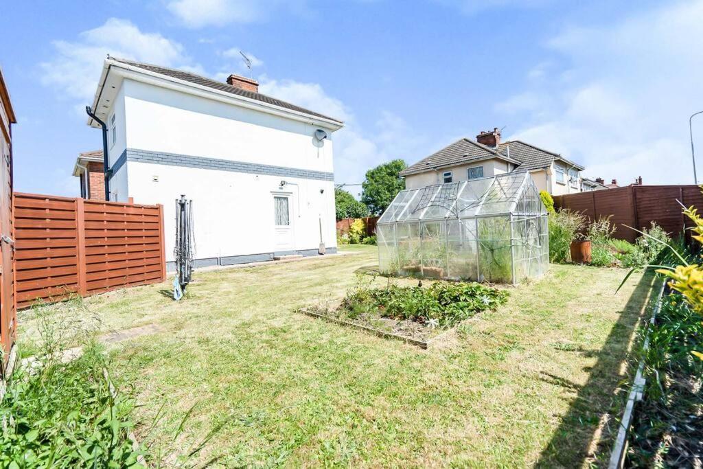 Beautiful 3 Bedroom Home, 10 Minutes Walk To Beach. Клиторпс Экстерьер фото